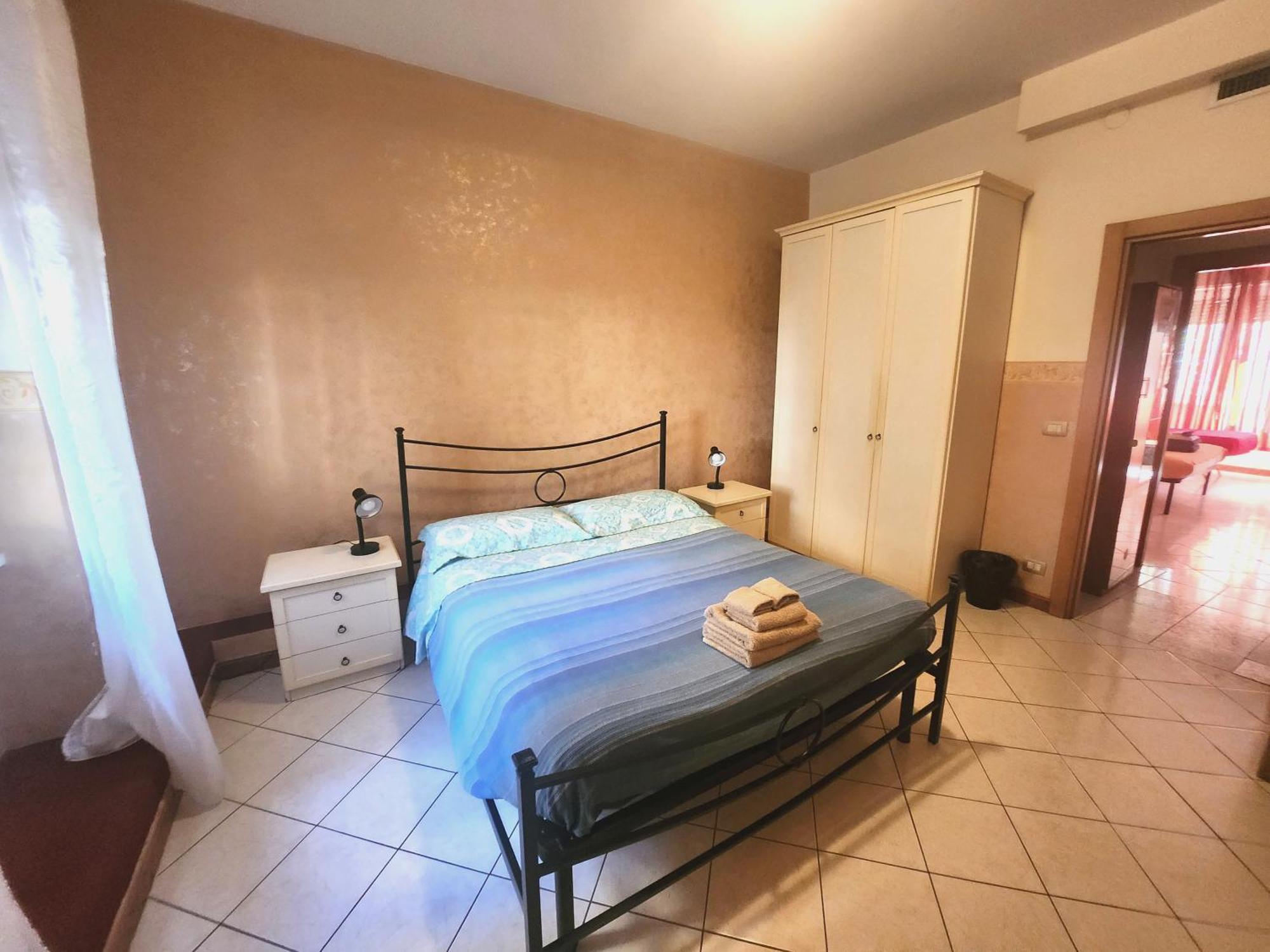 La Famiglia — Foto 1